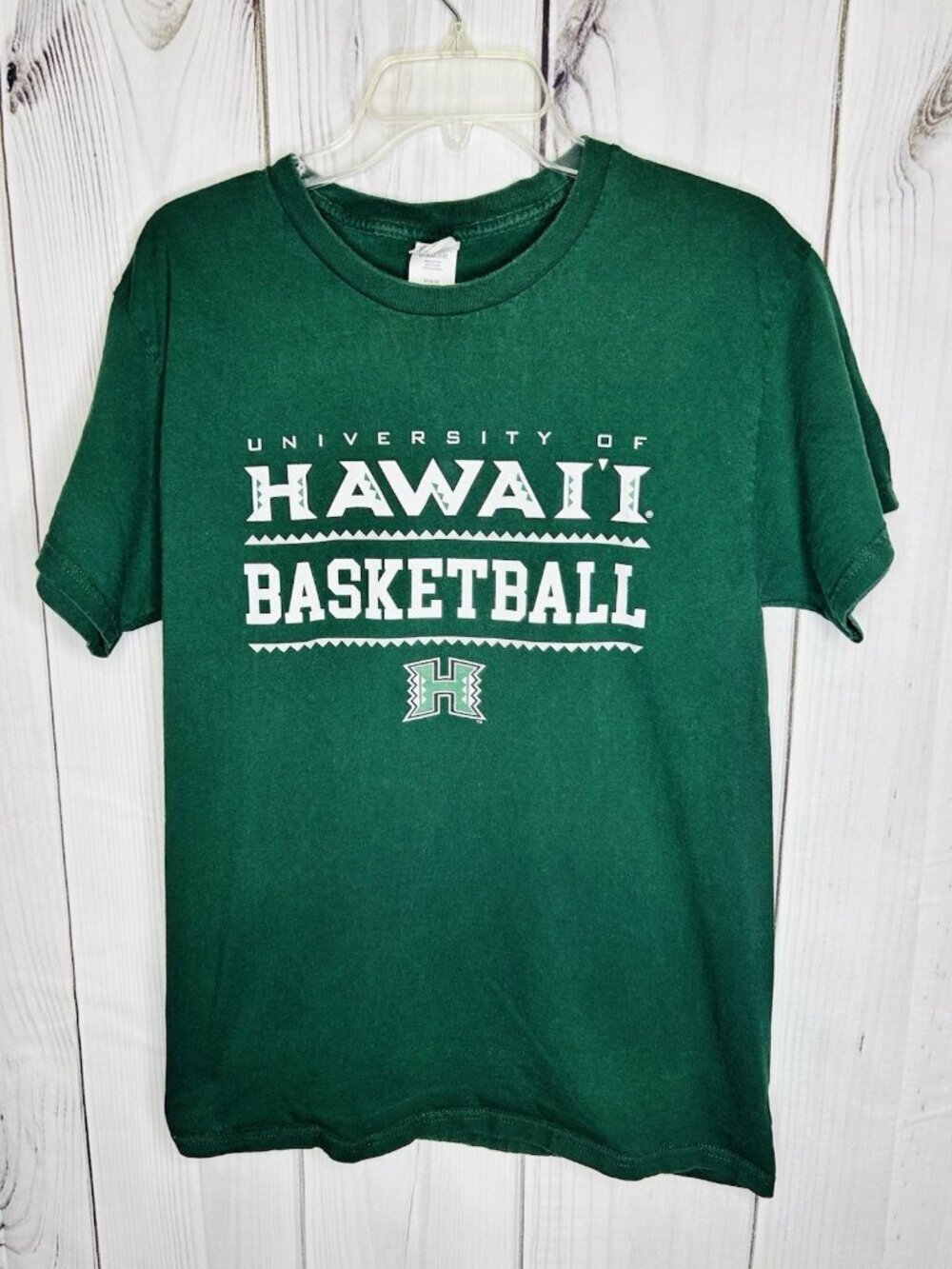 Hanes University of Hawaii Basketball Green T-Shirt NCAA Sz M Short Sleeve